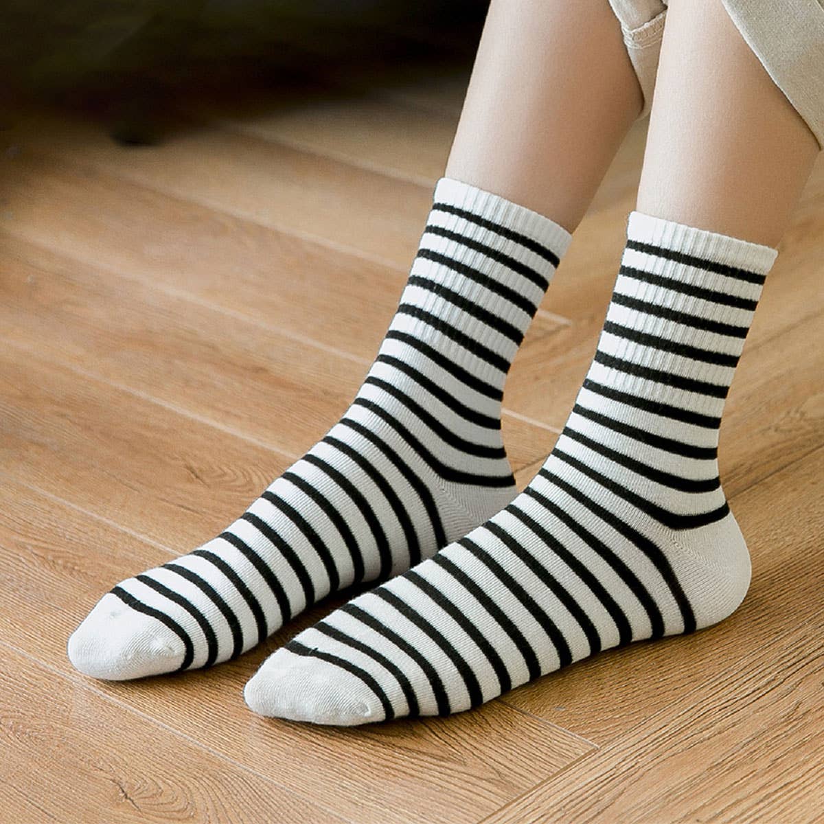 Stripe Pattern Cozy Ankle Sock