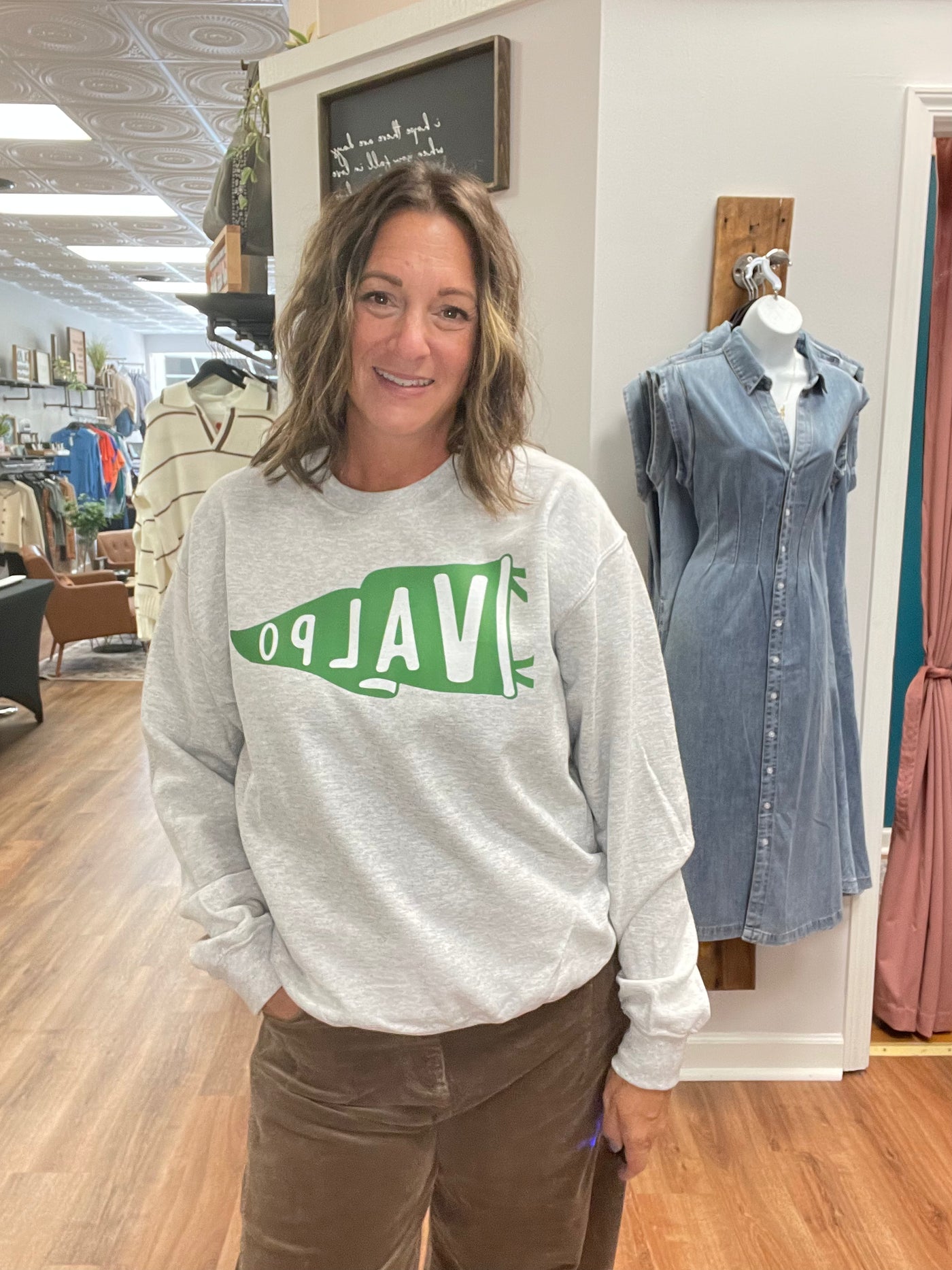 Valpo Pennant  Crewneck